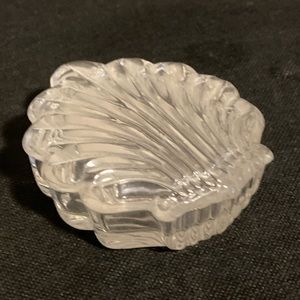 Sold Vintage Gorham Crystal Shell Trinket Box